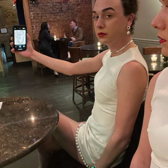 Meet your Posher, Raven - Picture 9 of 9